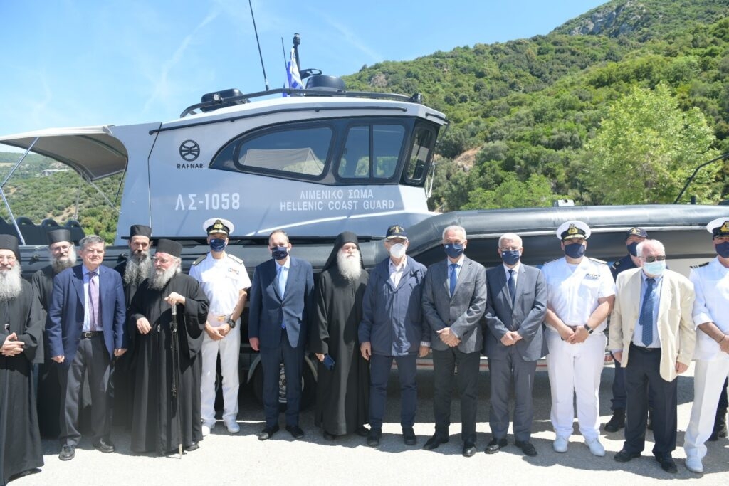 Έ&nu;&alpha; &sigma;ύ&gamma;&chi;&rho;&omicron;&nu;&omicron; &sigma;&kappa;ά&phi;&omicron;&sigmaf; &sigma;&tau;&omicron;  &lambda;&iota;&mu;&epsilon;&nu;&alpha;&rho;&chi;&epsilon;ί&omicron; &tau;&omicron;&upsilon; &Alpha;&gamma;ί&omicron;&upsilon; Ό&rho;&omicron;&upsilon;&sigmaf;
