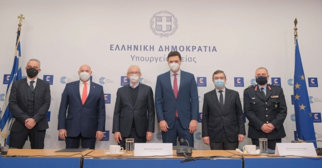 &Delta;&omega;&rho;&epsilon;ά 22 &alpha;&sigma;&theta;&epsilon;&nu;&omicron;&phi;ό&rho;&omega;&nu; &alpha;&pi;ό &tau;&eta; &Sigma;&Upsilon;&Nu;-&Epsilon;&Nu;&Omega;&Sigma;&Iota;&Sigma;, 20 &sigma;&tau;&omicron; &Epsilon;&Kappa;&Alpha;&Beta; &kappa;&alpha;&iota; 2 &sigma;&tau;&eta;&nu; &Epsilon;&Lambda;.&Alpha;&Sigma;. - &Beta;. &Kappa;&iota;&kappa;ί&lambda;&iota;&alpha;&sigmaf;: Ό&pi;&omicron;&upsilon; &epsilon;&nu;ό&tau;&eta;&tau;&alpha;, &epsilon;&kappa;&epsilon;ί &kappa;&alpha;&iota; &nu;ί&kappa;&eta;