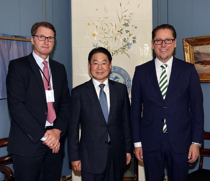 Samsung Heavy Industries and DNV GL sign partnership for new LNG carrier design