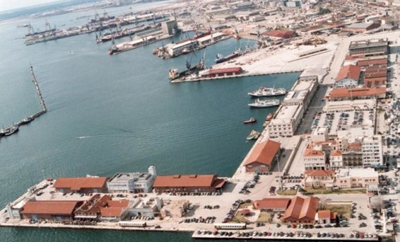 &Nu;&alpha; &mu;&epsilon;&tau;&alpha;&tau;&rho;&alpha;&pi;&epsilon;ί &sigma;&epsilon; &laquo;&pi;&rho;&omicron;&omicron;&rho;&iota;&sigma;&mu;ό&raquo; &tau;&omicron; &lambda;&iota;&mu;ά&nu;&iota; &tau;&eta;&sigmaf; &Theta;&epsilon;&sigma;&sigma;&alpha;&lambda;&omicron;&nu;ί&kappa;&eta;&sigmaf;