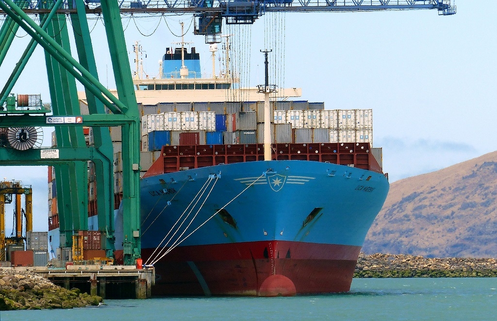 Global container freight still stalled