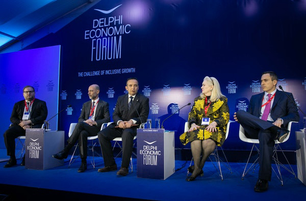 &Beta;&epsilon;&lambda;&tau;&iota;ώ&nu;&omicron;&nu;&tau;&alpha;&sigmaf; &tau;&eta;&nu; &delta;&iota;&epsilon;&theta;&nu;ή &alpha;&nu;&tau;&alpha;&gamma;&omega;&nu;&iota;&sigma;&tau;&iota;&kappa;ό&tau;&eta;&tau;&alpha; &tau;&eta;&sigmaf; &epsilon;&lambda;&lambda;&eta;&nu;&iota;&kappa;ή&sigmaf; &omicron;&iota;&kappa;&omicron;&nu;&omicron;&mu;ί&alpha;&sigmaf;