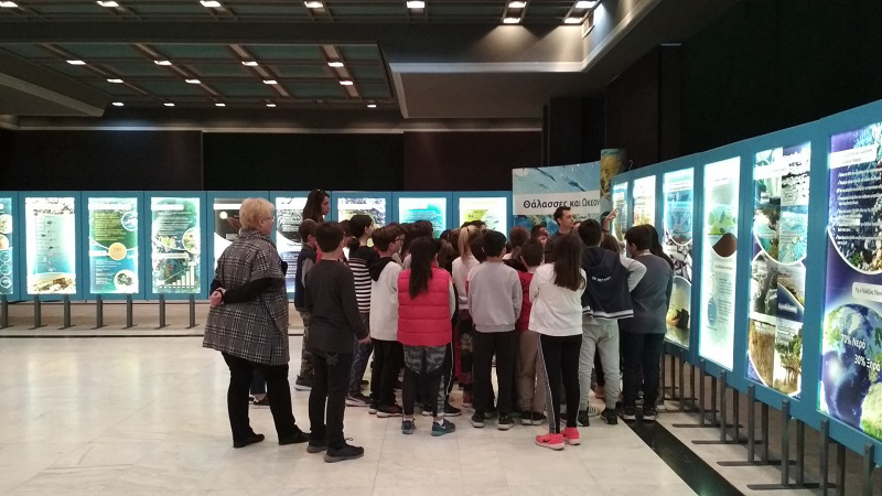 &Xi;&epsilon;&kappa;ί&nu;&eta;&sigma;&epsilon; &eta; &Pi;&epsilon;&rho;&iota;&beta;&alpha;&lambda;&lambda;&omicron;&nu;&tau;&iota;&kappa;ή Έ&kappa;&theta;&epsilon;&sigma;&eta; &tau;&eta;&sigmaf;  HELMEPA &sigma;&tau;&eta;&nu; &Tau;&rho;ί&pi;&omicron;&lambda;&eta;