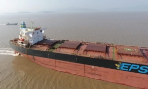 Eastern Pacific: &Pi;&alpha;&rho;ά&gamma;&gamma;&epsilon;&iota;&lambda;&epsilon; έ&omega;&sigmaf; &kappa;&alpha;&iota; 6 &Nu;ewcastlemaxes &delta;&iota;&pi;&lambda;&omicron;ύ &kappa;&alpha;&upsilon;&sigma;ί&mu;&omicron;&upsilon;