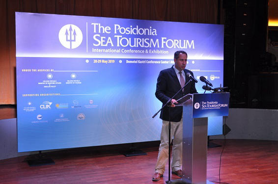 Posidonia Sea Tourism Forum: &Tau;&omicron; &kappa;ύ&mu;&alpha; &tau;&omega;&nu; &pi;&rho;ό&sigma;&phi;&alpha;&tau;&omega;&nu; &epsilon;&xi;&epsilon;&lambda;ί&xi;&epsilon;&omega;&nu; &epsilon;&upsilon;&nu;&omicron;&omicron;ύ&nu; &tau;&eta;&nu; &alpha;&nu;ά&pi;&tau;&upsilon;&xi;&eta; &tau;&eta;&sigmaf; &kappa;&rho;&omicron;&upsilon;&alpha;&zeta;&iota;έ&rho;&alpha;&sigmaf; &sigma;&tau;&eta;&nu; &Alpha;&nu;&alpha;&tau;&omicron;&lambda;&iota;&kappa;ή &Mu;&epsilon;&sigma;ό&gamma;&epsilon;&iota;&omicron;