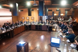 Ά&rho;&sigma;&eta; &gamma;&rho;&alpha;&phi;&epsilon;&iota;&omicron;&kappa;&rho;&alpha;&tau;ί&alpha;&sigmaf; &kappa;&alpha;&iota; &epsilon;&lambda;&alpha;&chi;&iota;&sigma;&tau;&omicron;&pi;&omicron;ί&eta;&sigma;&eta; &tau;&omicron;&upsilon; &chi;&rho;ό&nu;&omicron;&upsilon; &gamma;&iota;&alpha; &tau;&eta;&nu; &epsilon;&gamma;&gamma;&rho;&alpha;&phi;ή &epsilon;&nu;ό&sigmaf; &pi;&lambda;&omicron;ί&omicron;&upsilon; &sigma;&tau;&omicron; &epsilon;&lambda;&lambda;&eta;&nu;&iota;&kappa;ό &nu;&eta;&omicron;&lambda;ό&gamma;&iota;&omicron;